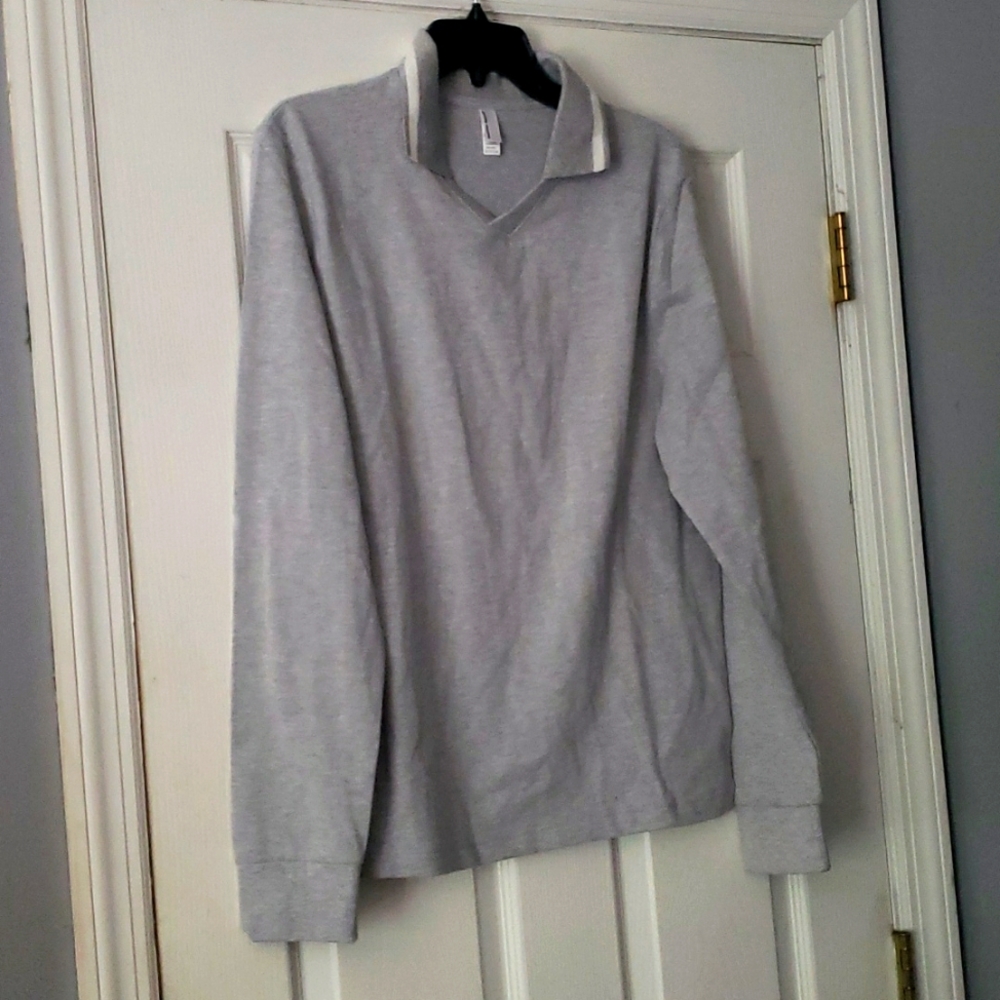 American Apparel size small‎